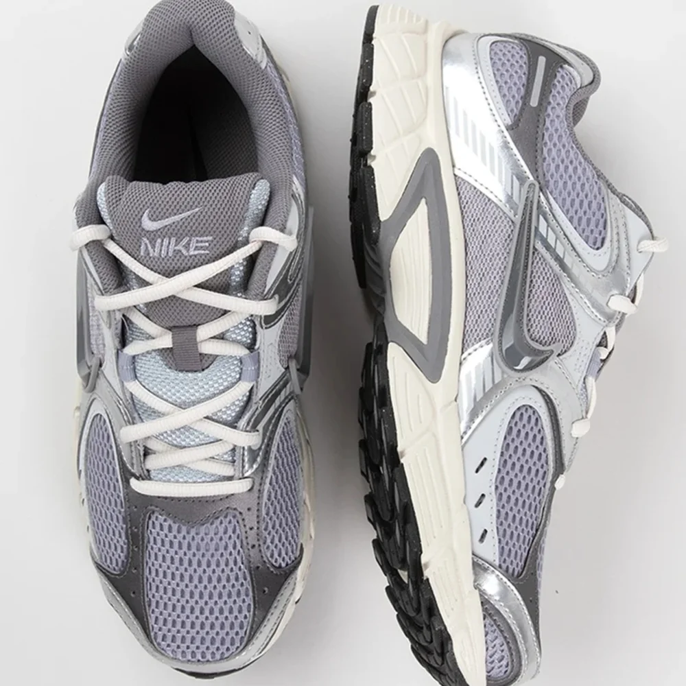 Men's Nike V5 RNR - Picture 7 of 7